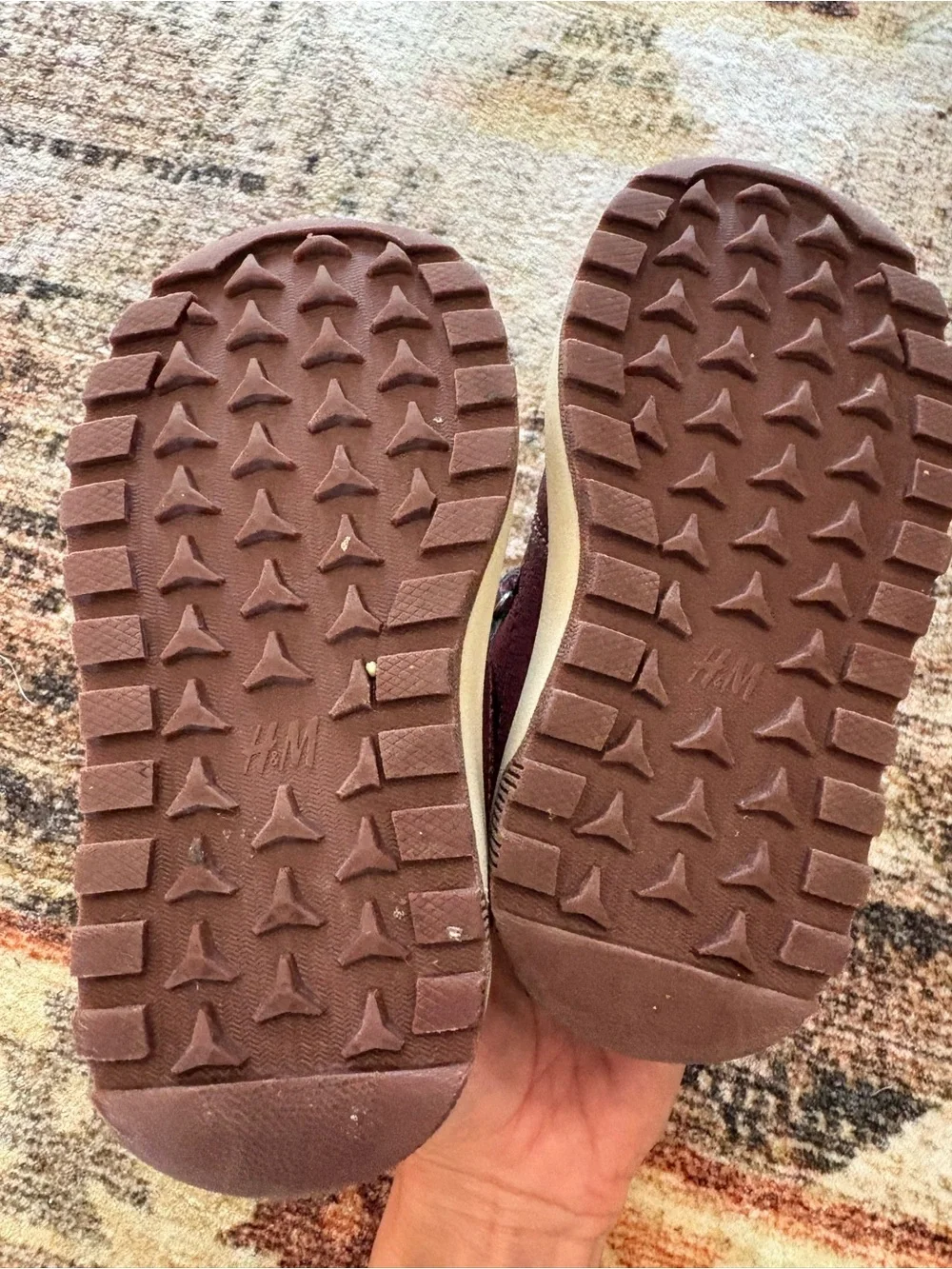 H&M Toddler 7.5 Waterproof Burgundy High-Top Sneakers